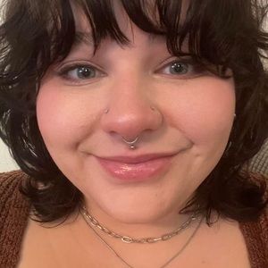 Meet your Posher, Britt